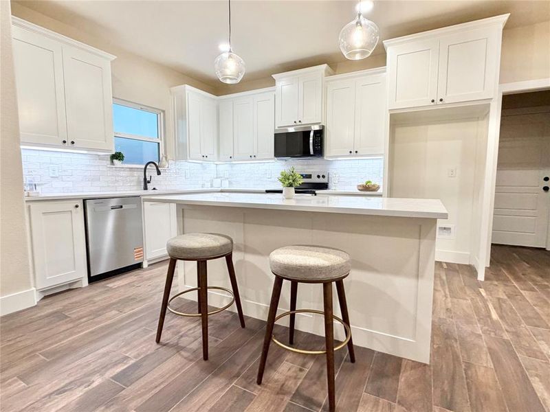 Furnished interior view inside a new home in , Weatherford (Image 5).