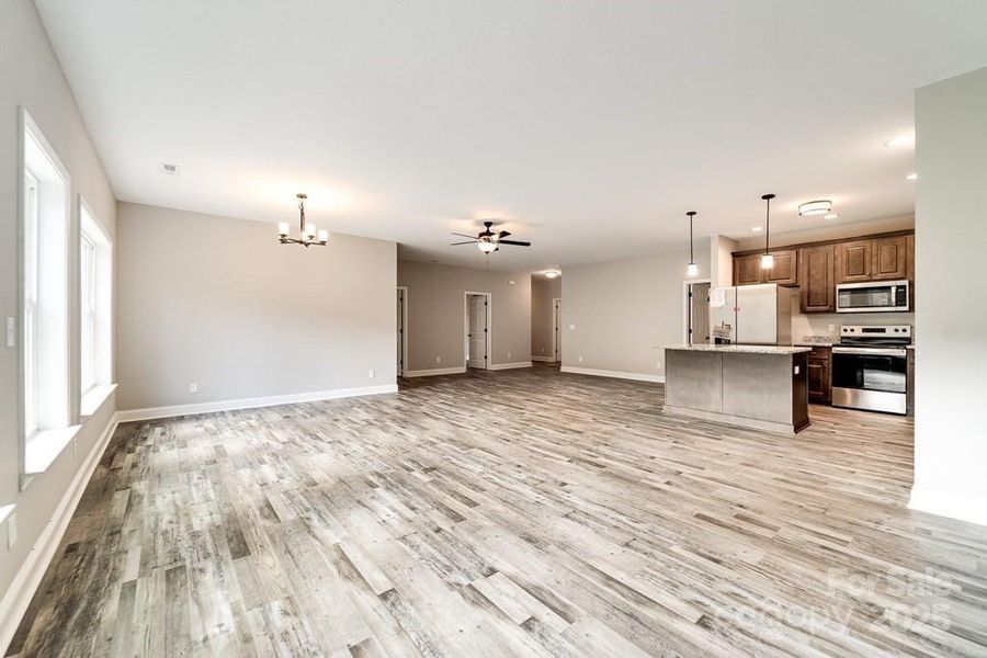 Spacious, unfurnished interior of a new home in , Whittier (Image 23).