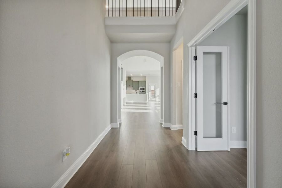 Representative unfurnished interior of a home built from the Avalon by Chesmar Homes in Silo Mills, Joshua (Image 8).