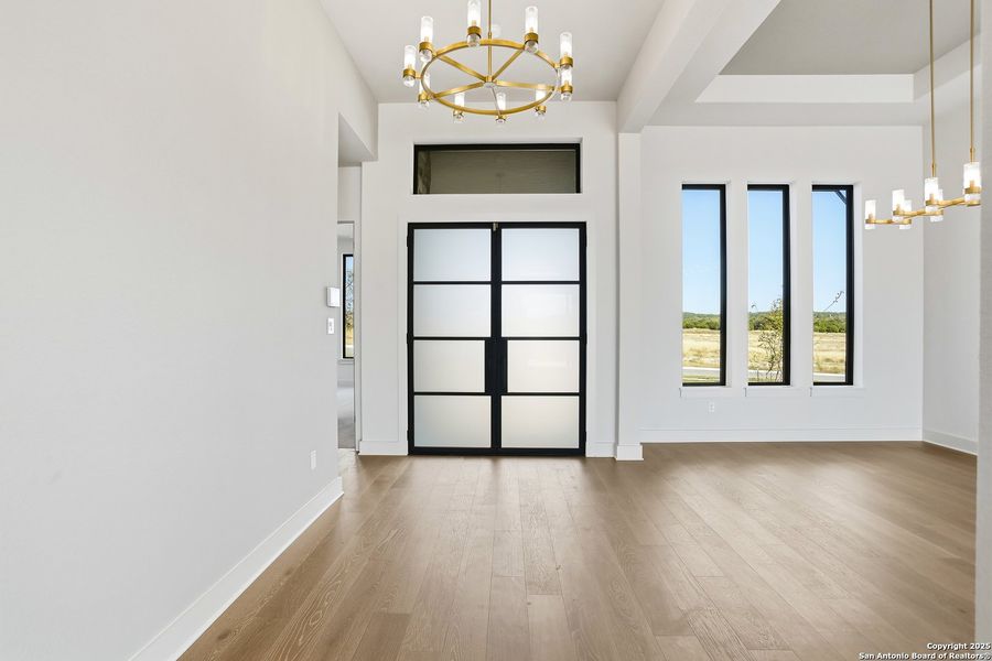 Spacious, unfurnished interior of a new home in George's Ranch, Boerne (Image 34). Spacious, unfurnished interior of a new home in George's Ranch, Boerne (Image 34).