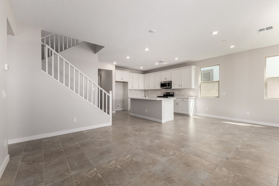 Spacious, unfurnished interior of a new home in Rialta, Mesa (Image 10). Spacious, unfurnished interior of a new home in Rialta, Mesa (Image 10).