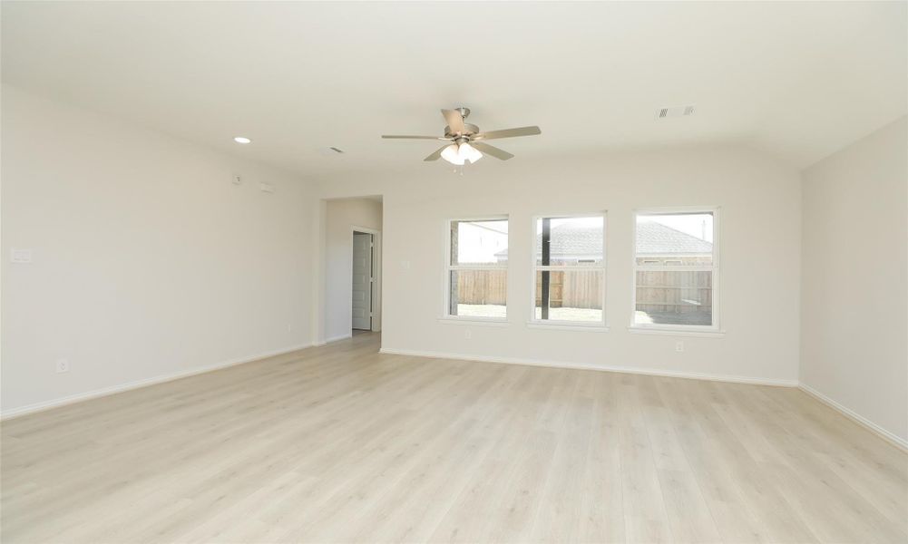 Image 22 of a home in River Ranch. Image 22 of a home in River Ranch.