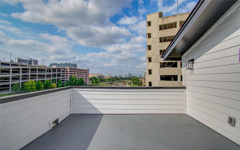 Exterior details and patio area of a home in , Houston (Image 24).