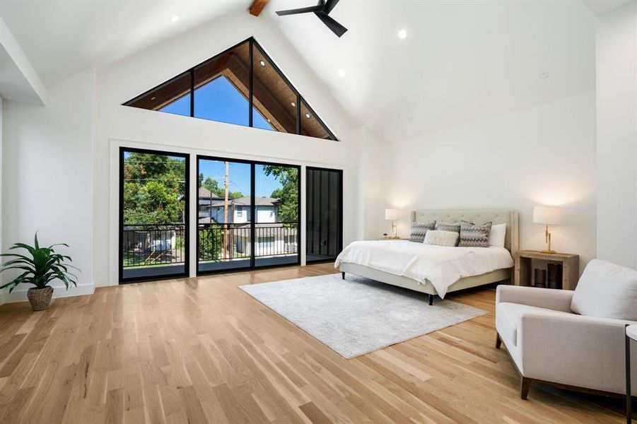 Furnished interior view inside a new home in , Dallas (Image 27). Furnished interior view inside a new home in , Dallas (Image 27).