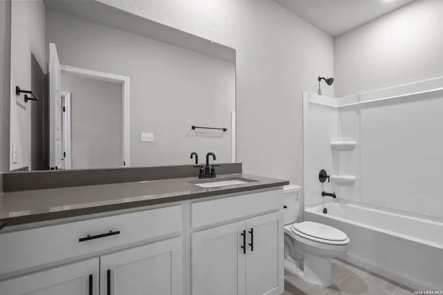 Furnished interior view inside a new home in Hannah Heights, Seguin (Image 8).