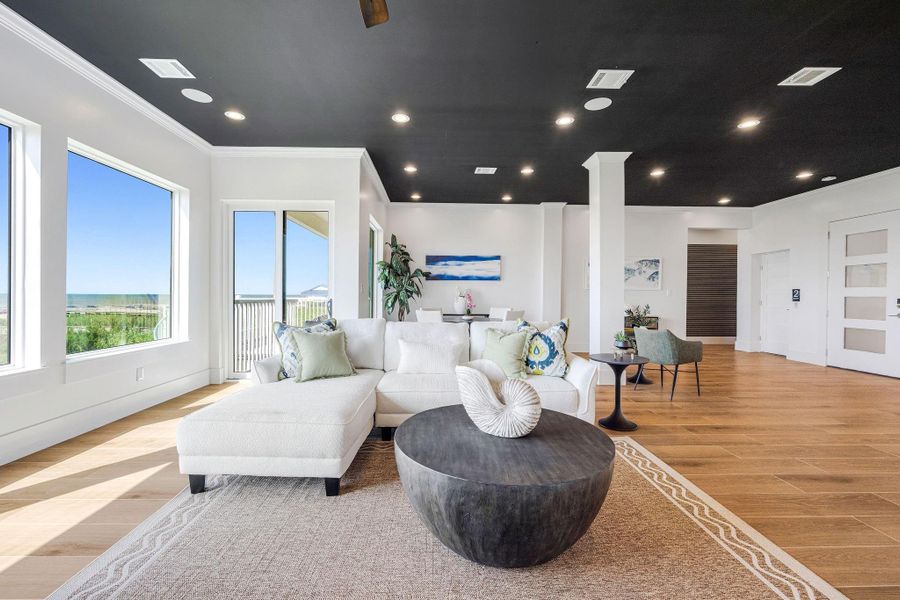 Furnished interior view inside a new home in , Galveston (Image 19).