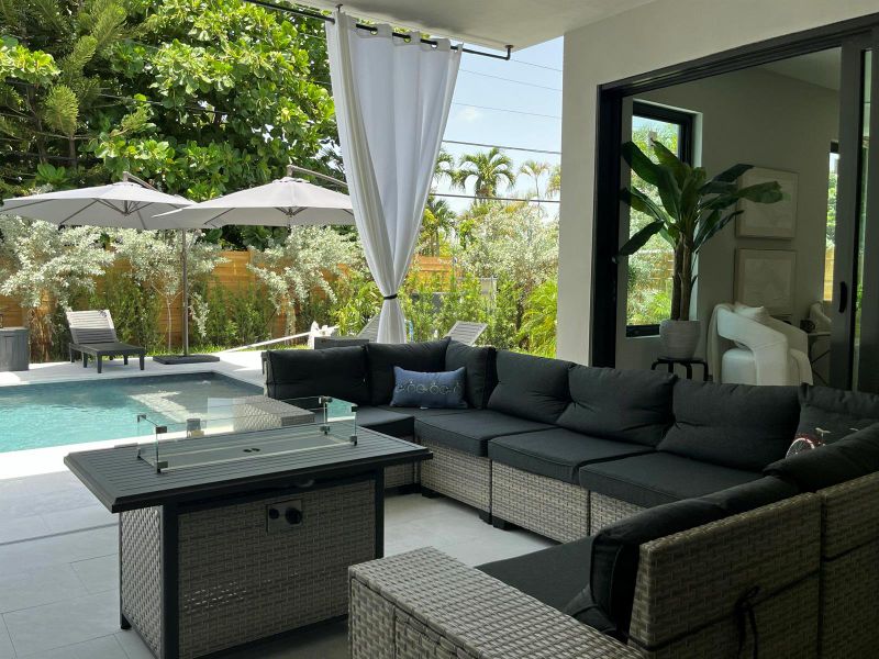 Back-Patio-Master-Bedroom-Door Back-Patio-Master-Bedroom-Door