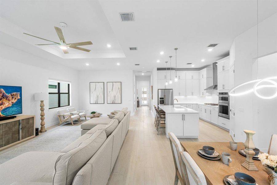 dining/kitchen dining/kitchen
