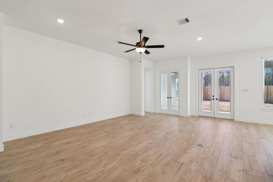 Spacious, unfurnished interior of a new home in The Highlands, Porter (Image 28).