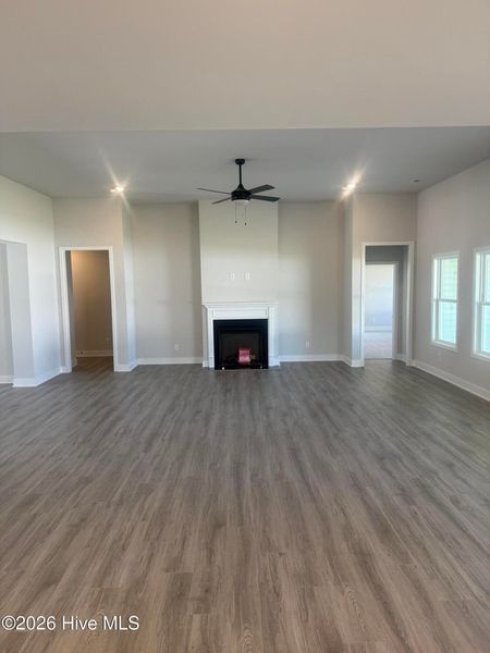Spacious, unfurnished interior of a new home in Summer Place, Grimesland (Image 7).