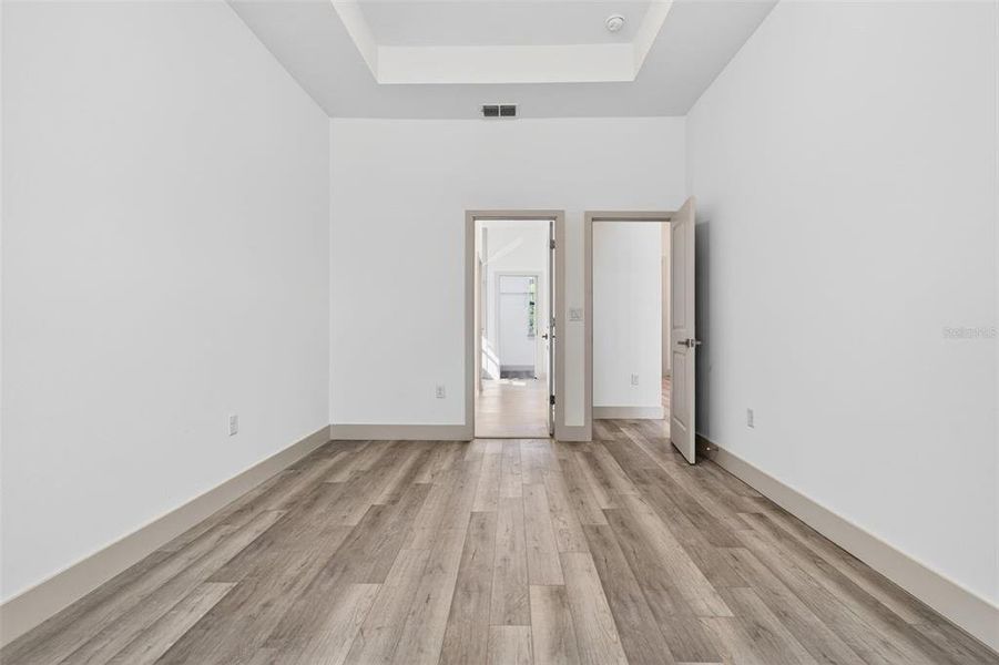 Spacious, unfurnished interior of a new home in , North Port (Image 35). Spacious, unfurnished interior of a new home in , North Port (Image 35).