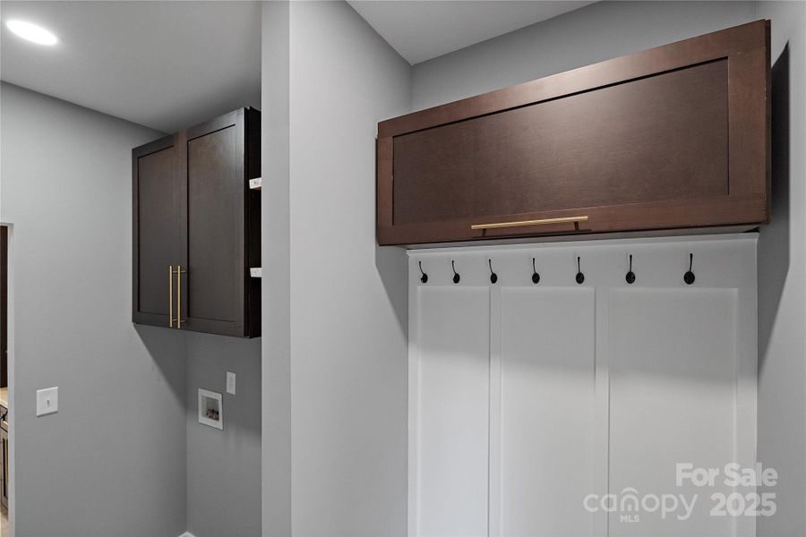 Image 29 of a home in . Image 29 of a home in .