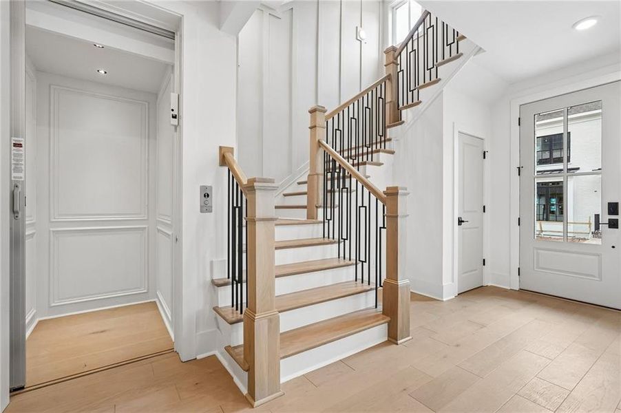 Spacious, unfurnished interior of a new home in Park Walke, Alpharetta (Image 64).