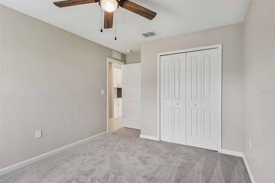 Spacious, unfurnished interior of a new home in , Daytona Beach (Image 15).