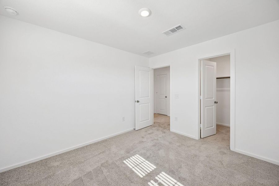 Spacious, unfurnished interior of a new home in Decker Farms, Magnolia (Image 20).
