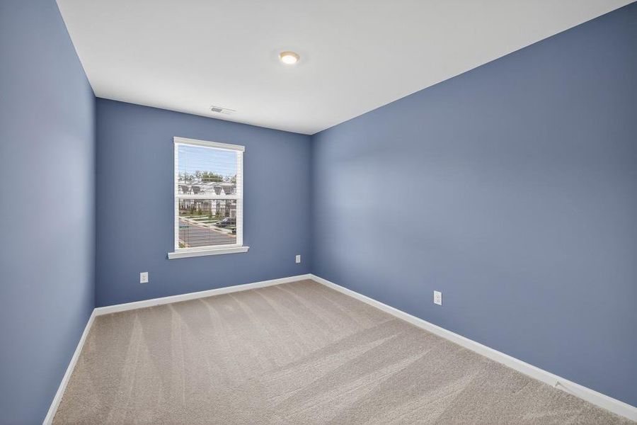 Spacious, unfurnished interior of a new home in Fernhurst, McDonough (Image 24).