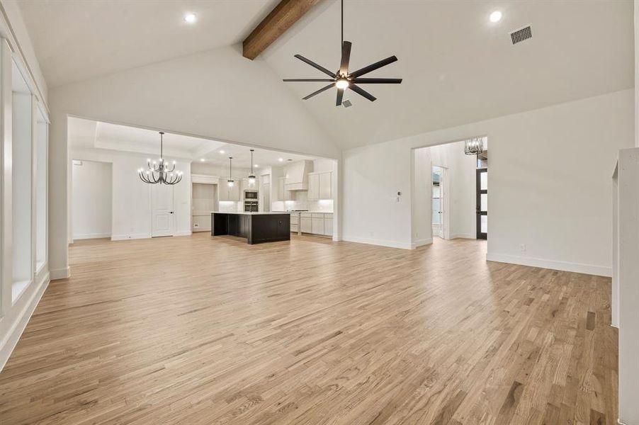Spacious, unfurnished interior of a new home in Highland Oaks, Boyd (Image 25).