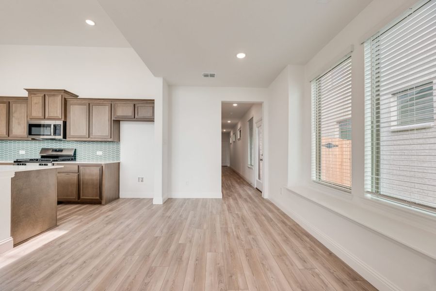 Representative furnished interior of a home built from the Mulberry by Pacesetter Homes in Elevon, Lavon (Image 8). Representative furnished interior of a home built from the Mulberry by Pacesetter Homes in Elevon, Lavon (Image 8).