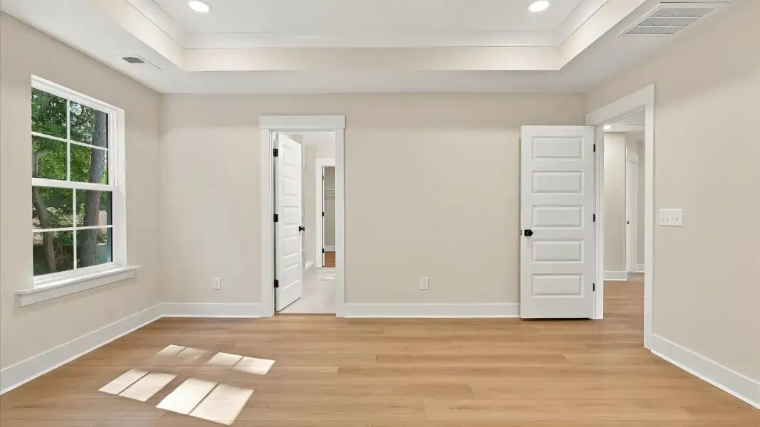 Furnished interior view inside a new home in Oak Bend, Charleston (Image 13).