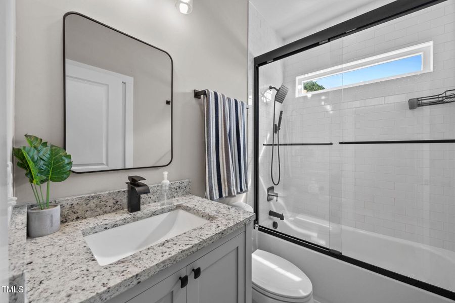 43-web-or-mls-IMG_5947 43-web-or-mls-IMG_5947