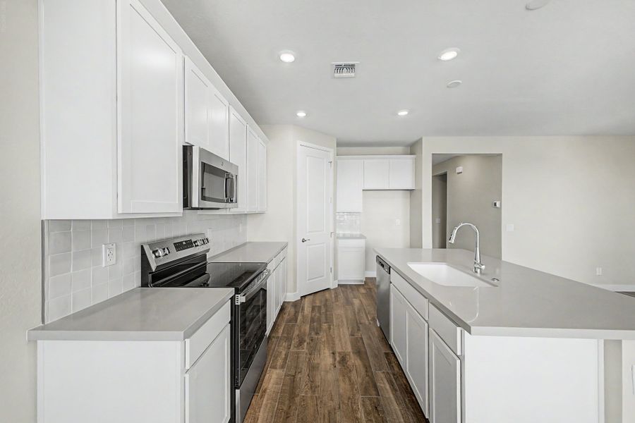 Furnished interior view inside a new home in Skyline Village, San Tan Valley (Image 3).
