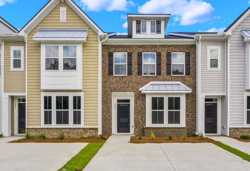 Front exterior of a new home in Parkview, Myrtle Beach, SC, highlighting curb appeal (Image 1). Front exterior of a new home in Parkview, Myrtle Beach, SC, highlighting curb appeal (Image 1).