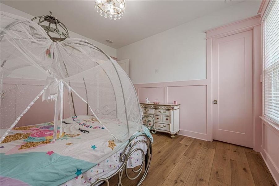 Furnished interior view inside a new home in , Waleska (Image 42).