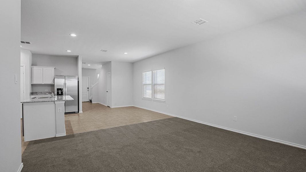 Spacious, unfurnished interior of a new home in Springhill South, Boyd (Image 17).