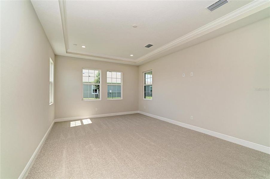 Spacious, unfurnished interior of a new home in Waterset, Apollo Beach (Image 28).
