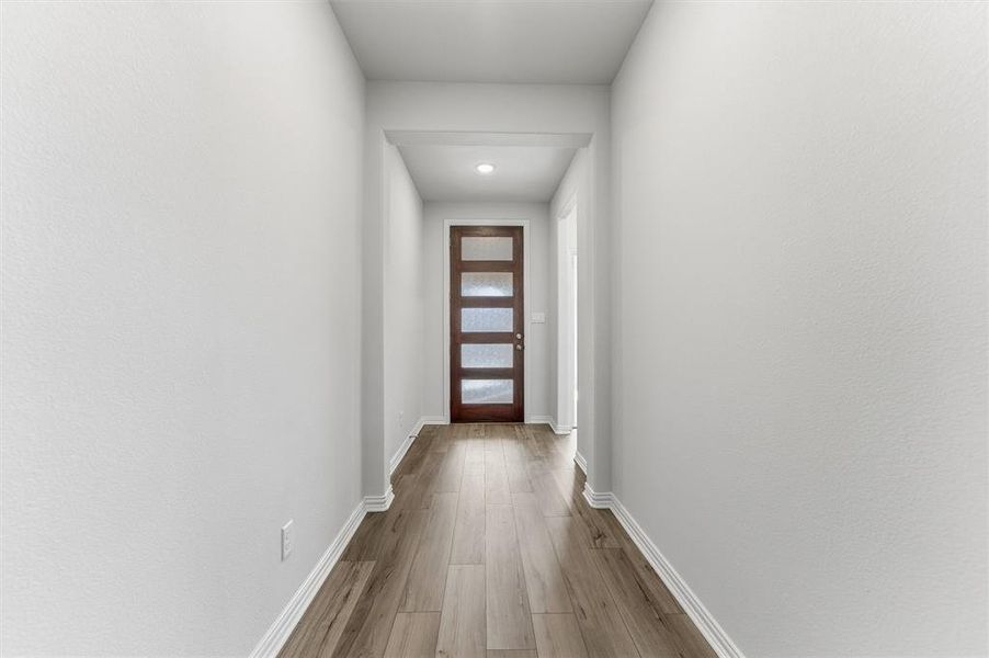 Spacious, unfurnished interior of a new home in Liberty Pointe, Gainesville (Image 11).