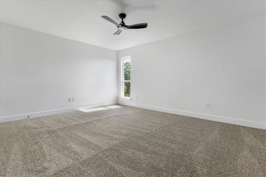 Spacious, unfurnished interior of a new home in , Dallas (Image 30).