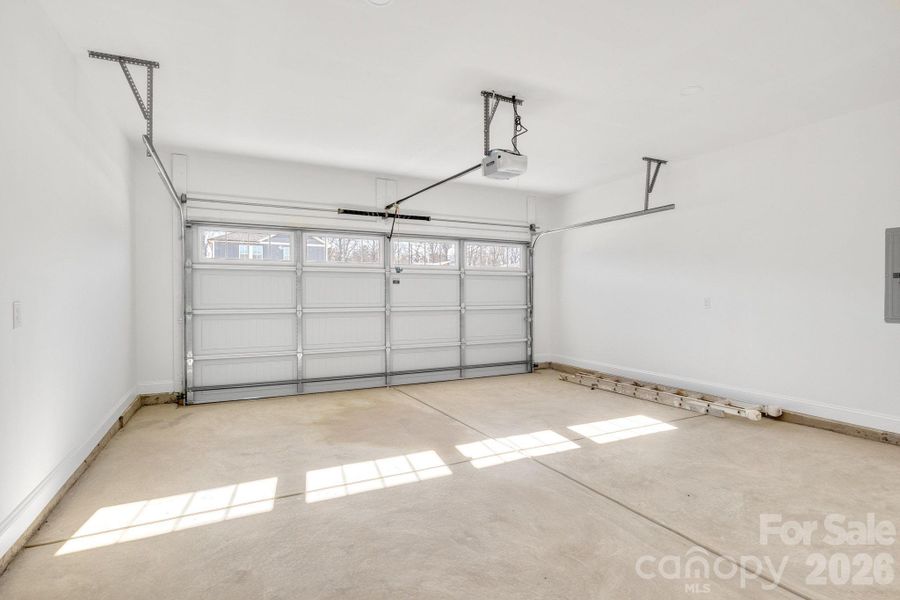 Spacious, unfurnished interior of a new home in , Kannapolis (Image 26). Spacious, unfurnished interior of a new home in , Kannapolis (Image 26).