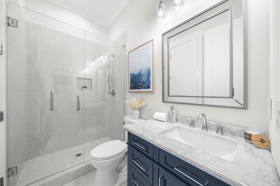 Furnished interior view inside a new home in , Gainesville (Image 7).