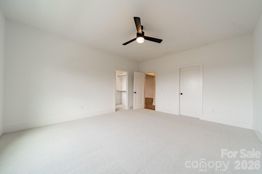 Spacious, unfurnished interior of a new home in , Davidson (Image 37).