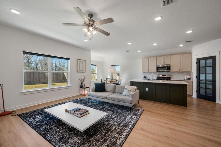 Furnished interior view inside a new home in Sun Chase, Del Valle (Image 24). Furnished interior view inside a new home in Sun Chase, Del Valle (Image 24).
