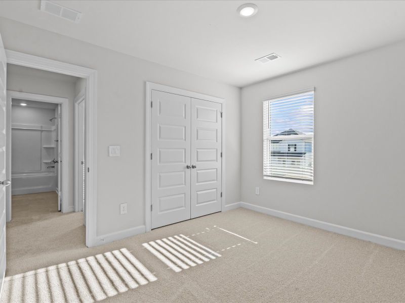 Spacious, unfurnished interior of a new home in Collier Ridge, Moore (Image 18).