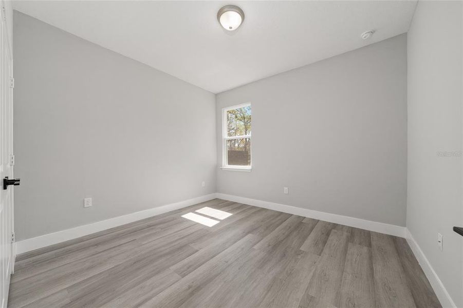 Spacious, unfurnished interior of a new home in , Ocala (Image 17).