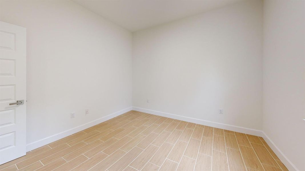 8050-97th-Ct-Vero-Beach-FL-32967-Bedroom 8050-97th-Ct-Vero-Beach-FL-32967-Bedroom