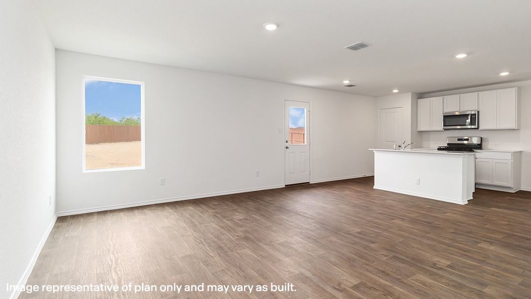 Representative unfurnished interior of a home built from the Franklin by D.R. Horton in Leonard Crossing, Leonard (Image 5). Representative unfurnished interior of a home built from the Franklin by D.R. Horton in Leonard Crossing, Leonard (Image 5).