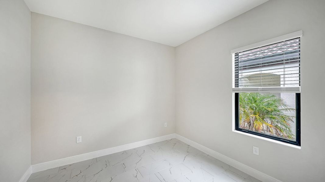 Spacious, unfurnished interior of a new home in Vicenza, Nokomis (Image 29). Spacious, unfurnished interior of a new home in Vicenza, Nokomis (Image 29).