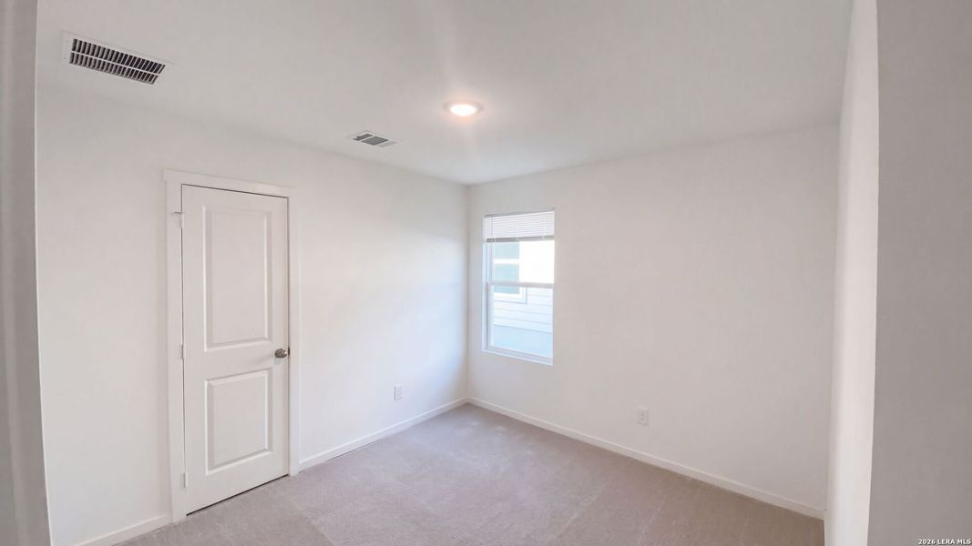 Spacious, unfurnished interior of a new home in Landon Ridge, San Antonio (Image 38).
