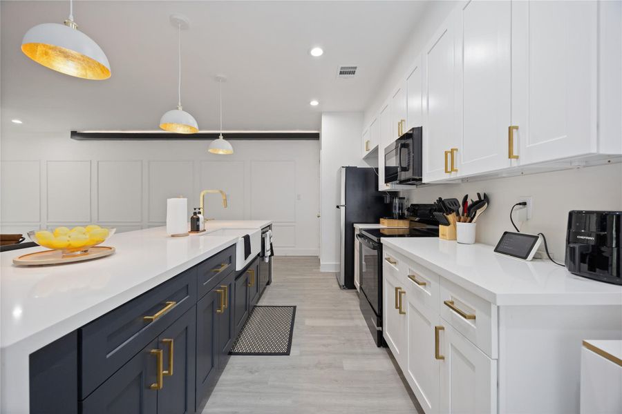 Furnished interior view inside a new home in , Houston (Image 8).