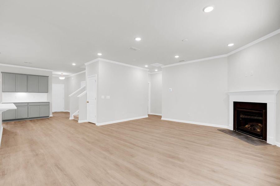 Spacious, unfurnished interior of a new home in Carriage Estates, Lexington (Image 19).