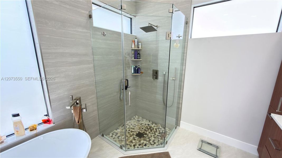 Furnished interior view inside a new home in , Loxahatchee (Image 13).