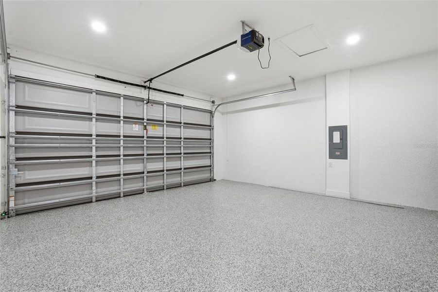 Spacious, unfurnished interior of a new home in , Port Charlotte (Image 27). Spacious, unfurnished interior of a new home in , Port Charlotte (Image 27).