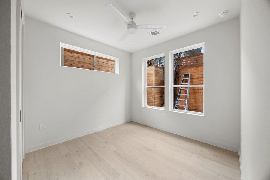 Spacious, unfurnished interior of a new home in , Austin (Image 21).
