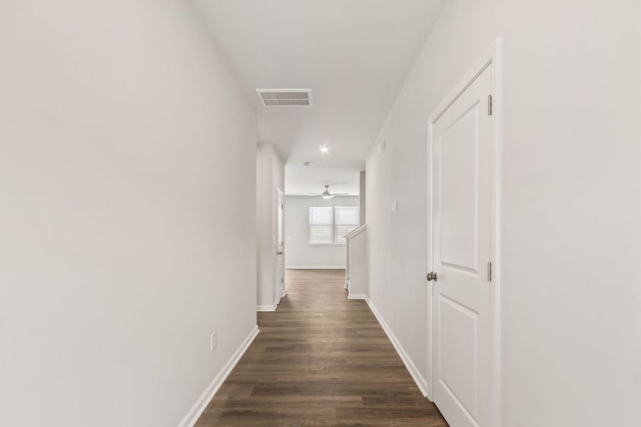 Spacious, unfurnished interior of a new home in The Mill at Woodcreek Farms, Elgin (Image 49). Spacious, unfurnished interior of a new home in The Mill at Woodcreek Farms, Elgin (Image 49).