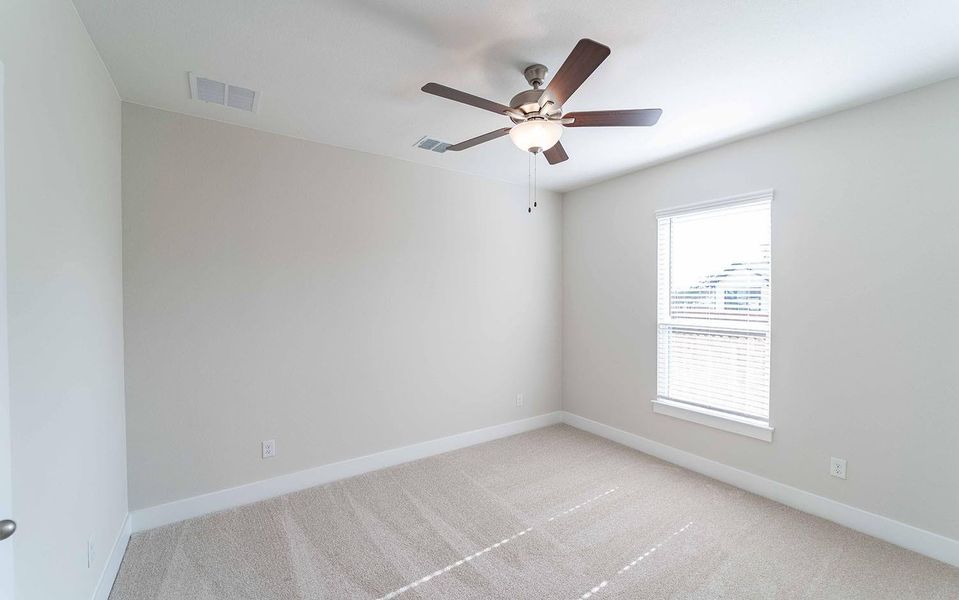 Spacious, unfurnished interior of a new home in Sanctuary, Salado (Image 12).