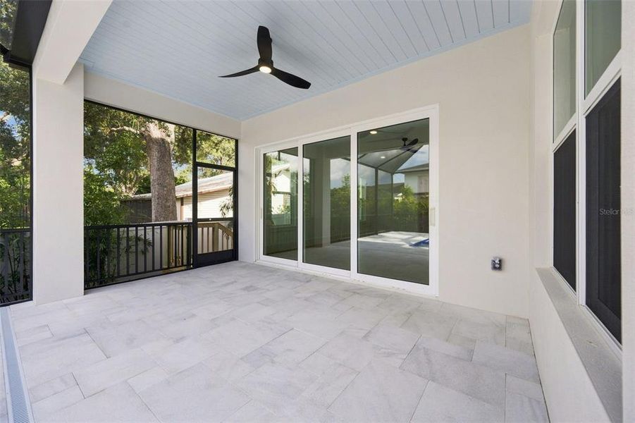 Exterior details and patio area of a home in , Sarasota (Image 3).