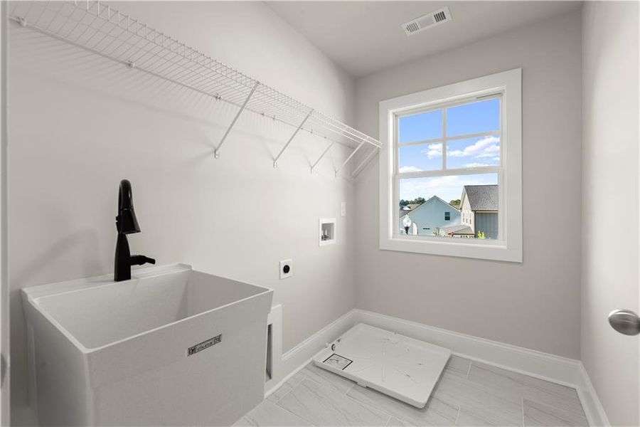Spacious, unfurnished interior of a new home in , Covington (Image 44).